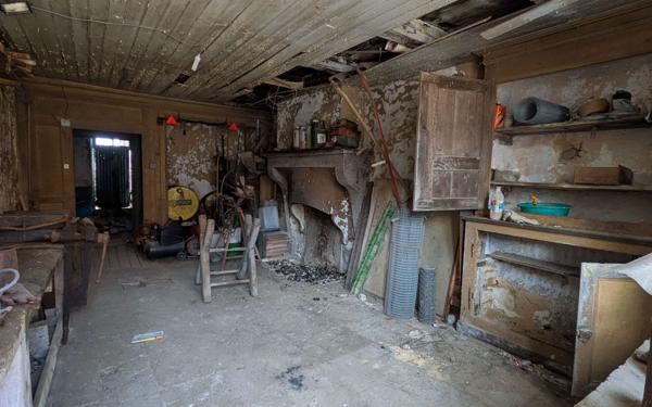 Maison à vendre    1 pièce •  Cirey-lès-Mareilles