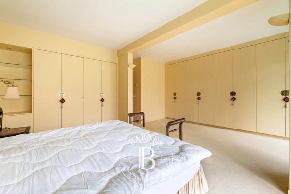 Le Chesnay, Appartement 3 Chambres -  197 m² à vendre