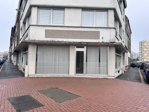 Local professionnel 66 m²