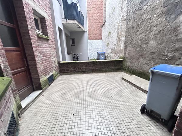Local professionnel 66 m²