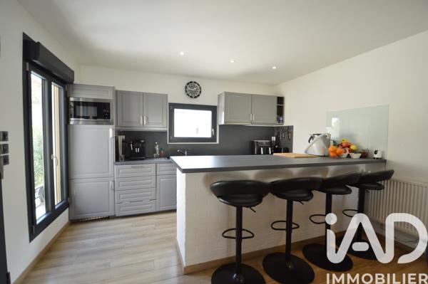 Maison à vendre 6 pièces 148 m² Viry-Châtillon