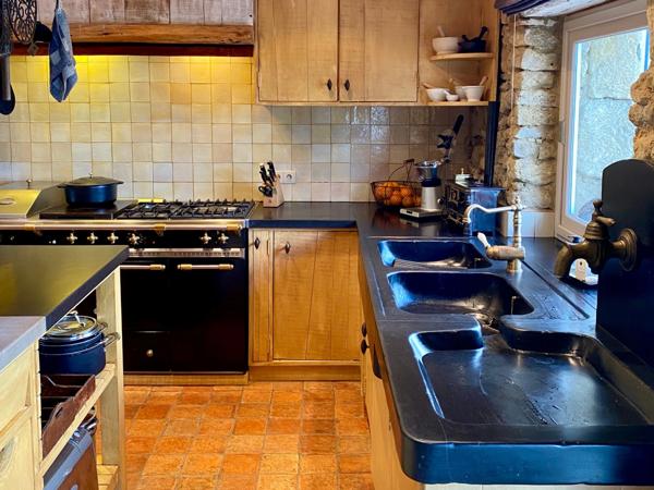 Dpt Gers (32), à vendre BAZIAN propriété P12 de 430 m² avec piscine et terrain de tennis - Terrain de 1,60 Ha