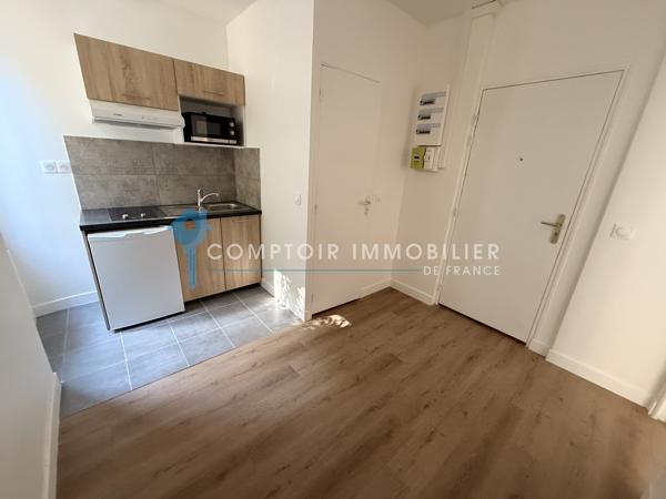 Studio
                                                                                                                                                                                                                                                                                                                        1 pièce(s)                                                                                                                                                                                                                                                                                                                              18  m²