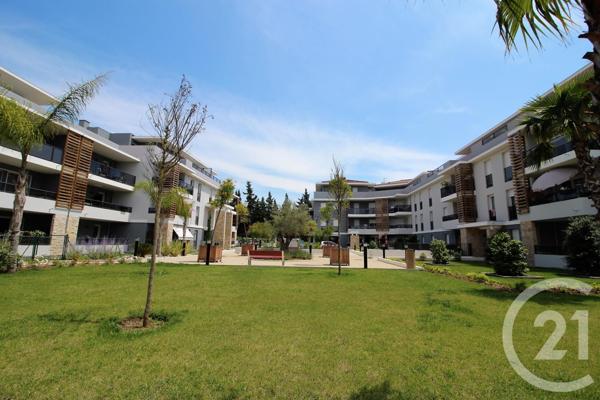 Appartement à vendre  4 pièces - 75,15 m2 MOUGINS - 06