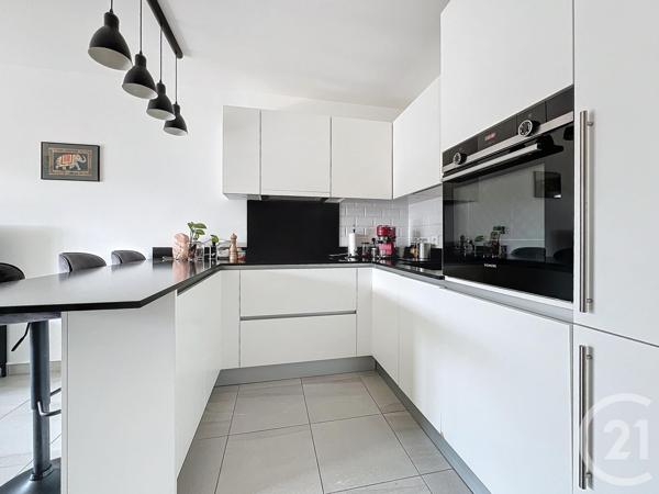 Appartement à vendre  4 pièces - 75,15 m2 MOUGINS - 06