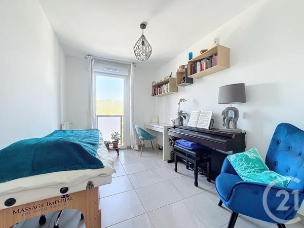 Appartement à vendre  4 pièces - 75,15 m2 MOUGINS - 06