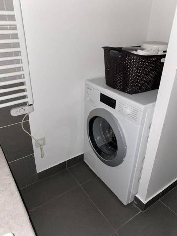 MONTBRISON - F2 meublé en centre ville