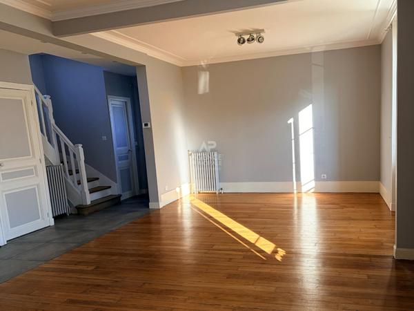 Maison 5 pièce(s) Quartier Saint nicolas €870 000 ** - Référence 4656