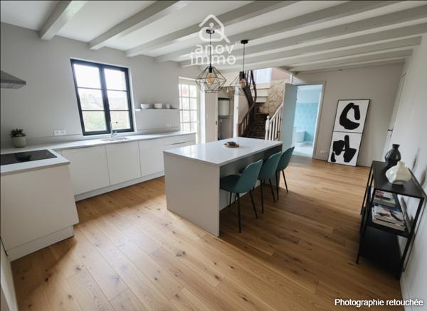 Maison
                                                                                                                                                                                                                                                                                                                        5 pièce(s)                                                                                                                                                                                                          2 chambre(s)                                                                                                                                                                                                          67.4  m²