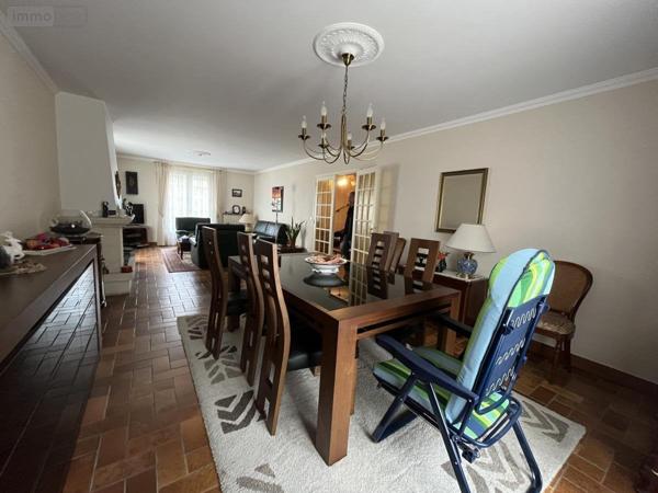 Maison à vendre à Saint-Ouën-des-Toits en Mayenne (53410), ref : 53003-196