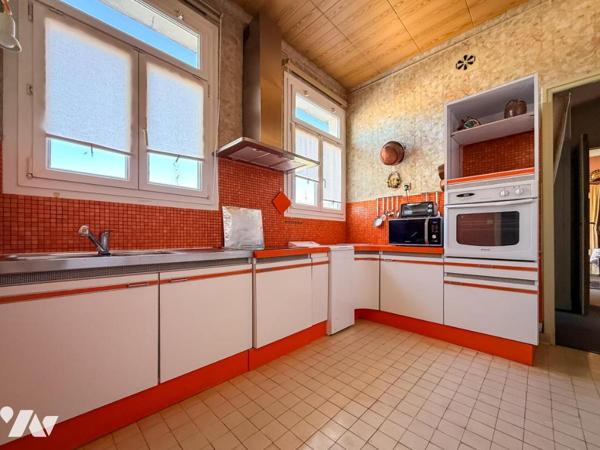 NANTES PREFECTURE - Appartement T6 de 177 m² avec garage et cave