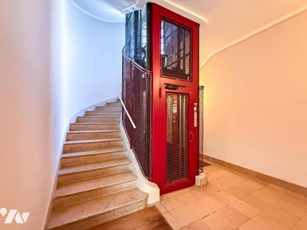 NANTES PREFECTURE - Appartement T6 de 177 m² avec garage et cave