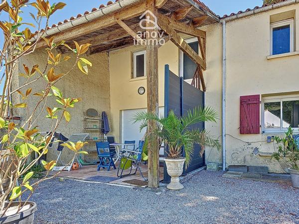 Maison
                                                                                                                                                                                                                                                                                                                        3 pièce(s)                                                                                                                                                                                                          2 chambre(s)                                                                                                                                                                                                          80  m²
