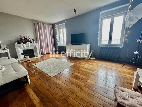 Maison 25 pièces - 400 m² Exclusivité efficity