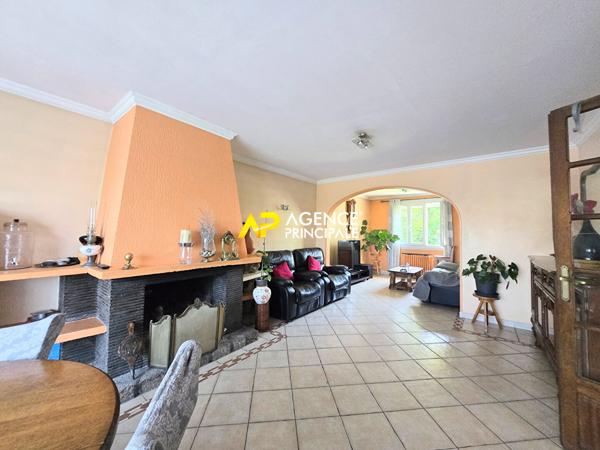 Maison 10 pièces, 7 chambres d'environ 188m² sur le quartier d'Orgemont à ARGENTEUIL. 429 000 € **  - Référence  4520