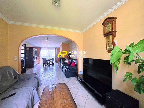 Maison 10 pièces, 7 chambres d'environ 188m² sur le quartier d'Orgemont à ARGENTEUIL. 429 000 € **  - Référence  4520
