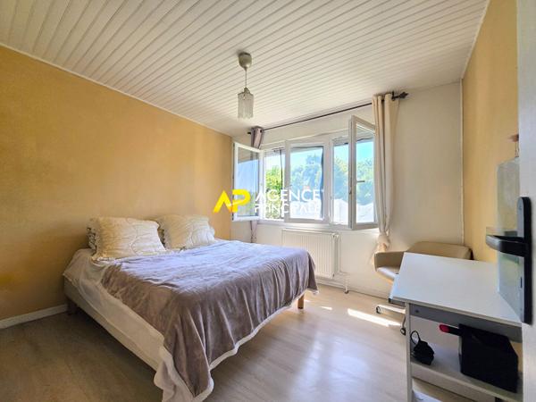 Maison 10 pièces, 7 chambres d'environ 188m² sur le quartier d'Orgemont à ARGENTEUIL. 429 000 € **  - Référence  4520