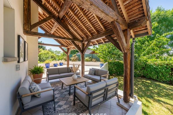 La Maison contemporaine aux volumes généreux à Yerres