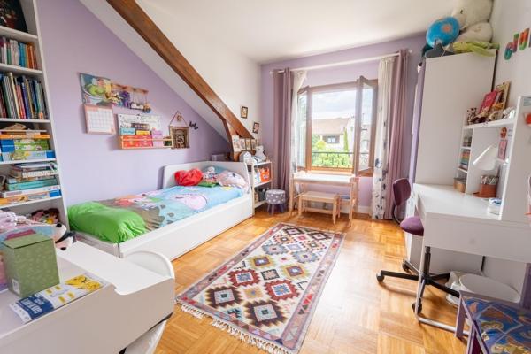 Belle demeure de 200 m² habitables à 10 min du RER A