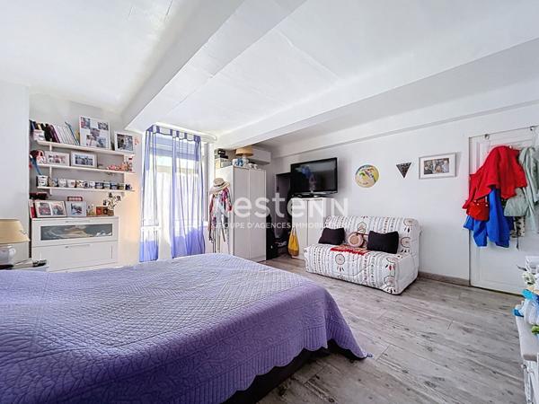 Bastide provencale - 8 pièces, 6 chambres, jardin, garage, hangar 230m2