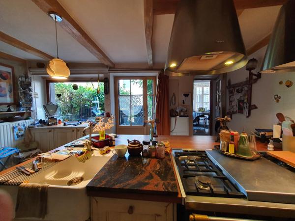 Boivre-la-vallée (86470) Maison de village avec jardinet