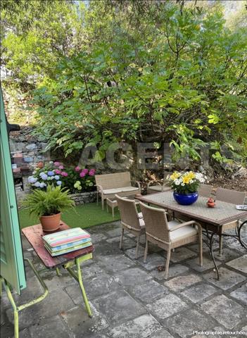 VILLA - VILLE DI PIETRABUGNO - 220 M² - TERRAIN 1070 M²