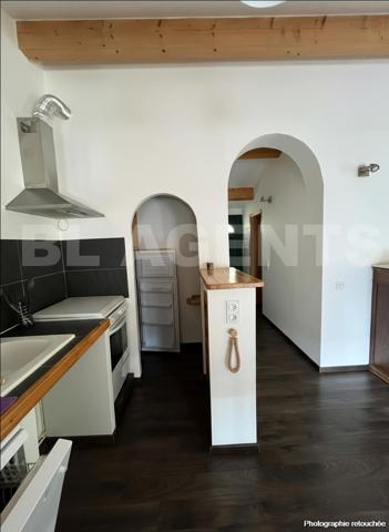 VILLA - VILLE DI PIETRABUGNO - 220 M² - TERRAIN 1070 M²