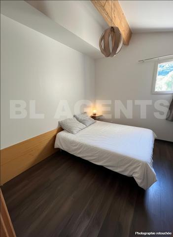 VILLA - VILLE DI PIETRABUGNO - 220 M² - TERRAIN 1070 M²