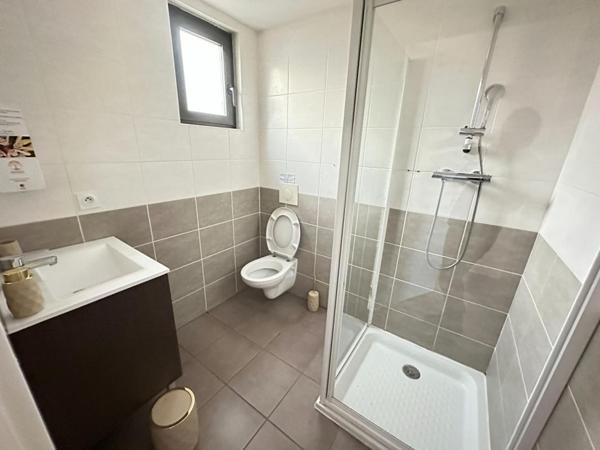 Exclusivité studio libre de bail résidence de vacances à Éguilles