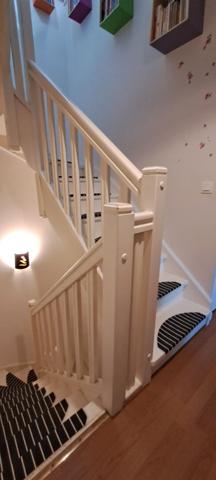 Triplex de 3 chambres avec une terrasse et 2 places de parking à Etampes, à 1km du RER C (TER direct Paris Austeriltz en 30 minutes)