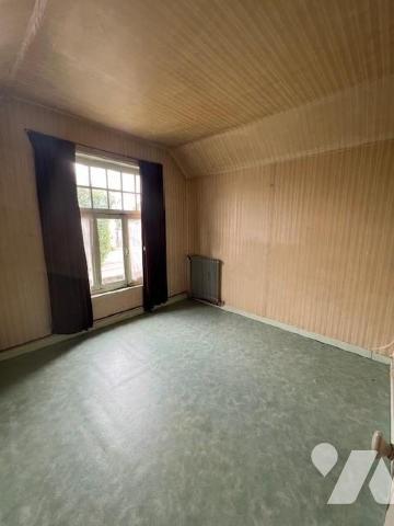 HESDIN, Maison d'habitation - Ensemble immobilier se composant de 3 logements :
Une maison à us...