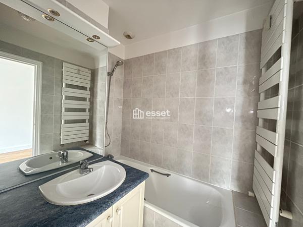 Location Appartement 2 pièces 46 m² - Paris 75015