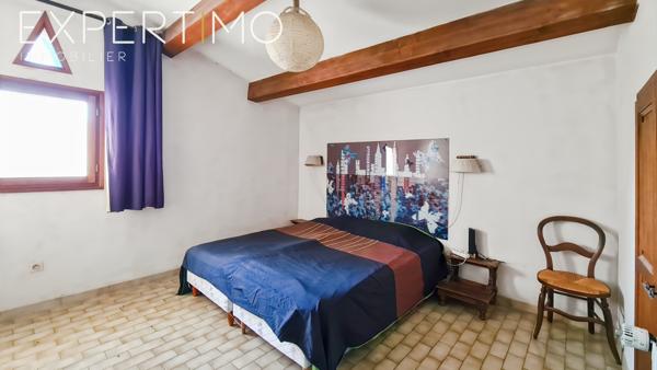 Lasalle (30460) Maison de 307 m² habitables - 10 pièces - piscine - terrain de 10 000 m²