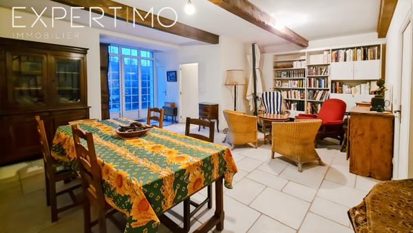 Lasalle (30460) Maison de 307 m² habitables - 10 pièces - piscine - terrain de 10 000 m²