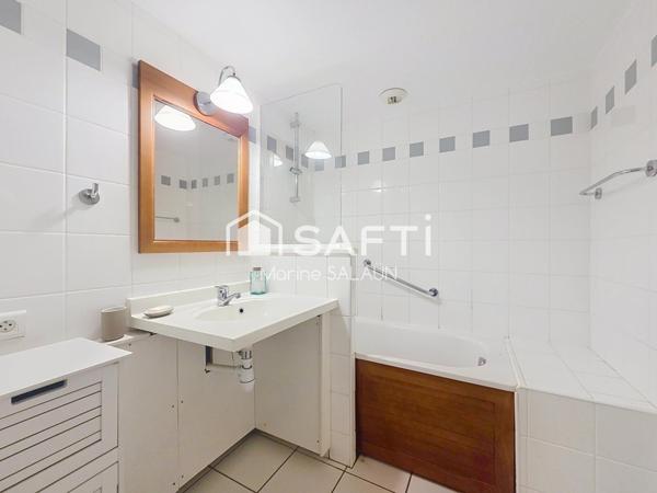 Proche du lac Maubuisson / Calme / Investisseurs