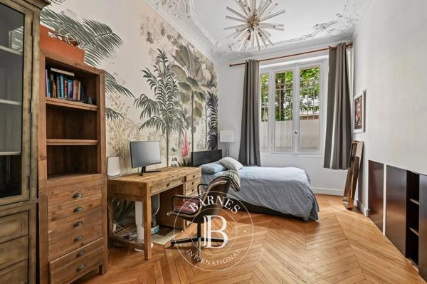 Paris 7ème, Bureau   à vendre