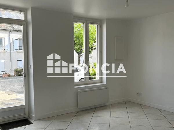 Location Appartement 2 pièces 36.99 m² - 11 RUE DU FAUBOURG BANNIER Orleans 45000
