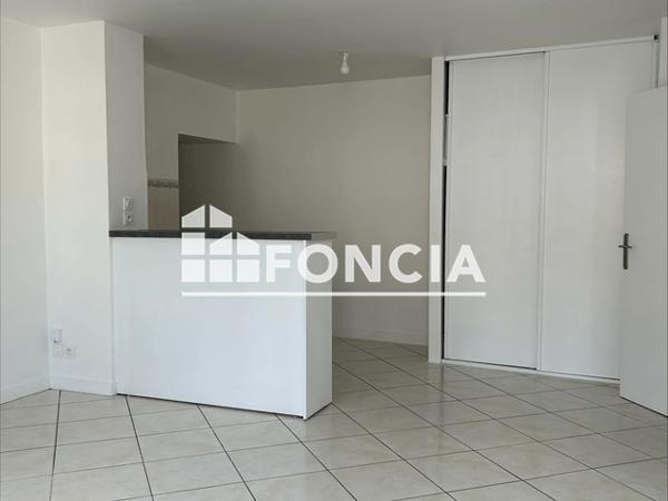 Location Appartement 2 pièces 36.99 m² - 11 RUE DU FAUBOURG BANNIER Orleans 45000
