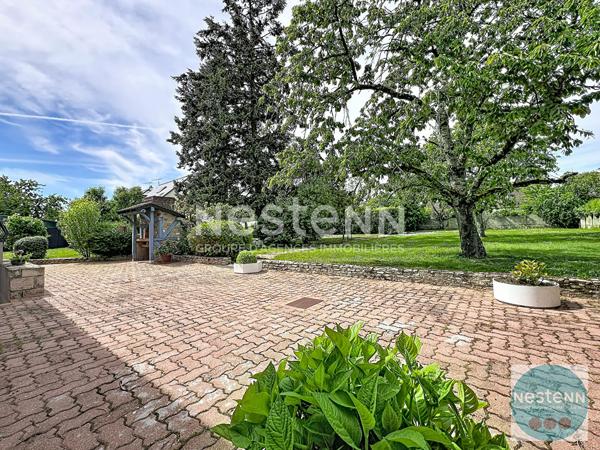 Maison spacieuse de 7 pièces à vendre à La Chaussée Saint Victor