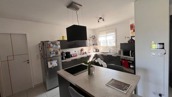 Maison récente avec véranda, 2 chambres et terrain 900 m² ? à 7 km de Bergerac