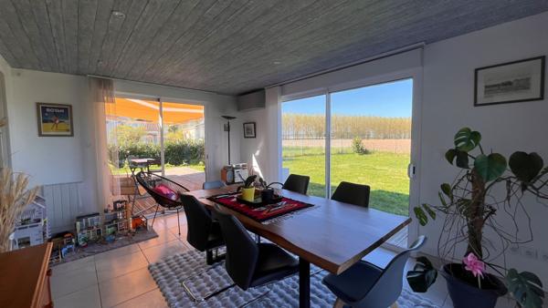 Maison récente avec véranda, 2 chambres et terrain 900 m² ? à 7 km de Bergerac