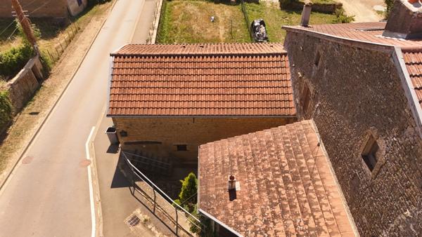 VILLECLOYE Charmante maison de village avec jardin, garage et terrasse couverte