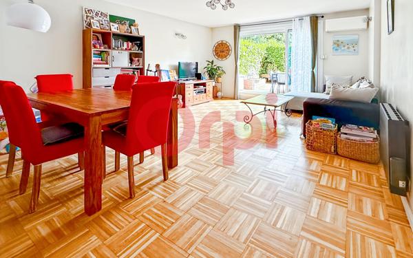 Appartement à vendre    3 pièces • 73,59 m2 Tassin-la-Demi-Lune