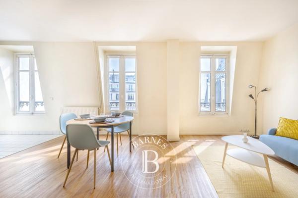 Paris 8ème, Appartement  40 m² à vendre
