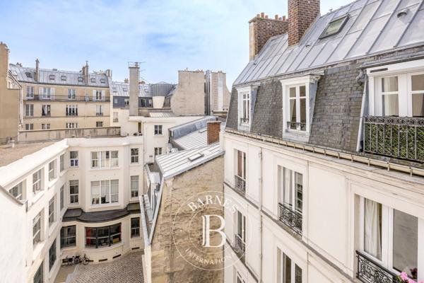 Paris 8ème, Appartement  40 m² à vendre