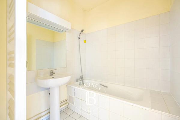 Paris 8ème, Appartement  40 m² à vendre