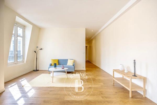 Paris 8ème, Appartement  40 m² à vendre