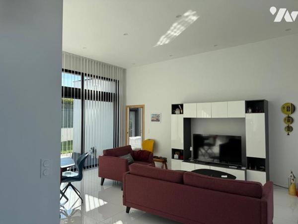 Maison de type 5 de plain-pied