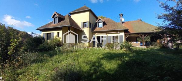 Propriété de charactère proche Champagnole