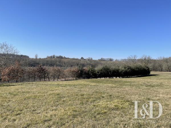 Propriété 355 m² habitables et  31 hectares de terrain